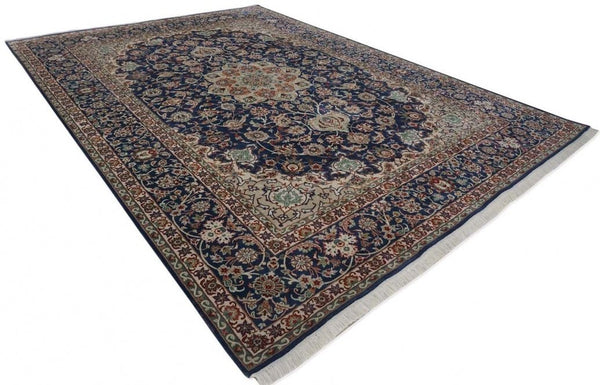 A Fine Kashan design silk pile carpet - Brights of Nettlebed