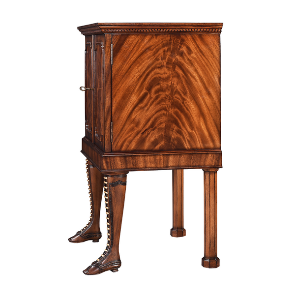 Mahogany Chest On Boots With Gold Laces